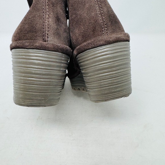 FLY LONDON Brown Suede Wedge Yip Oil Ankle Boots Women's Size 10 - Picture 6 of 11